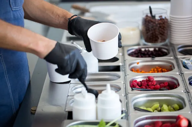 ROCK N ROLL - Mississuaga | Canada's Best Rolled Ice Cream