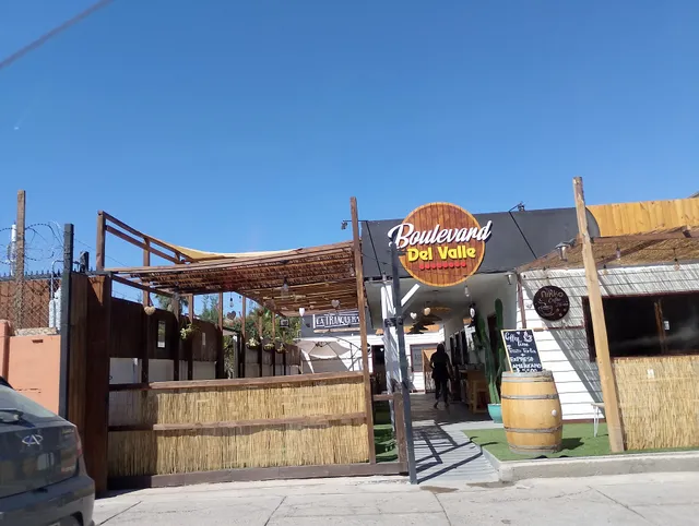 Restaurant Boulevard Del Valle
