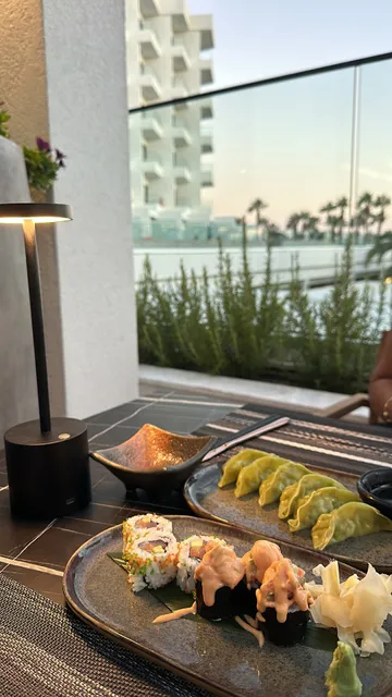 Yashinoki Asian Restaurant