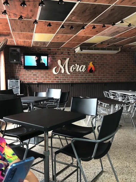 Mora's Restaurant