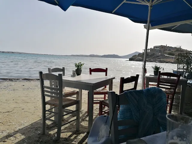 Yialos Restaurant - Grill Fresh Fish