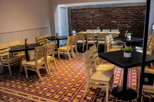 Monas Fun & Food Narvarte