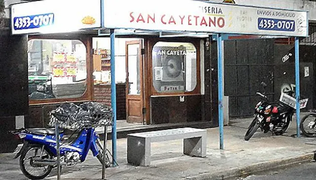 Rotisería San Cayetano
