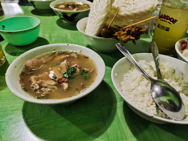 Sop Ayam Klaten Pak Djuned