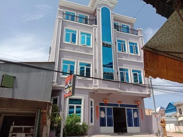 ផ្ទះសំណាក់ រតនៈណាលីន Ratanak Nalin Guesthouse