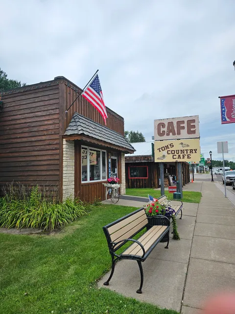 Tom's Country Cafe