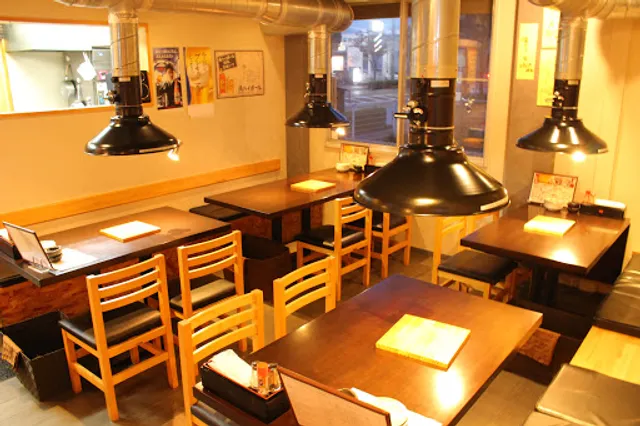 炭火焼肉＆京もつ鍋 ホルモンでん縁