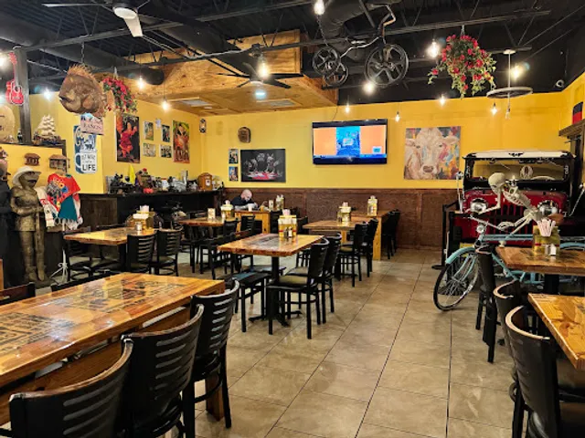 Restaurante La Hacienda & Bakery