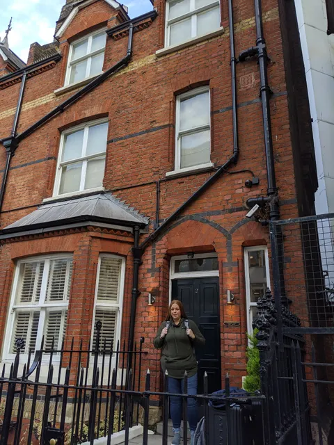 Lower Belgrave Street Apartments