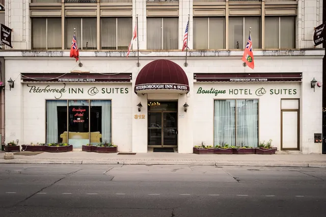 Peterborough Inn & Suites Hotel