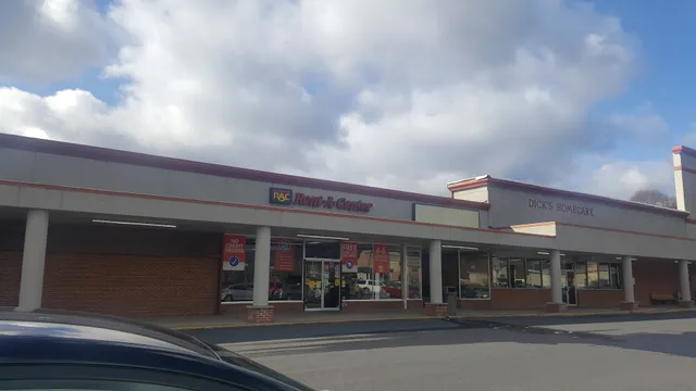 Greater Lewistown Plaza