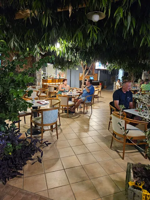 Fiore Snack&Cocktail bar