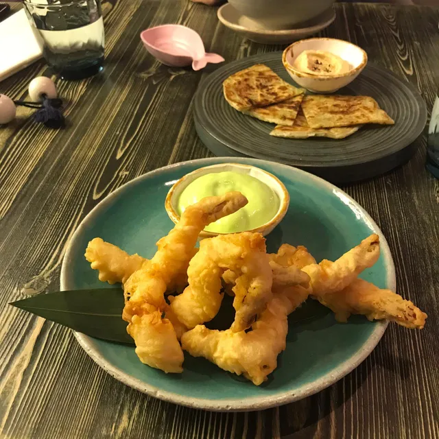 MOMO pan asian kitchen