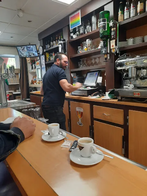 Bar De La Place-Cafe