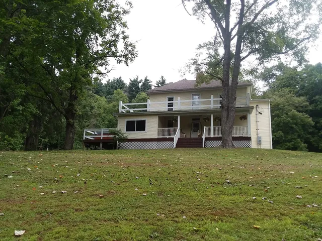 The Honking Goose Inn