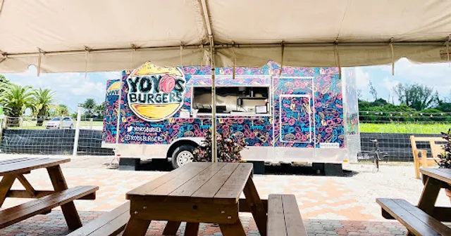 Yoyo's Burgers