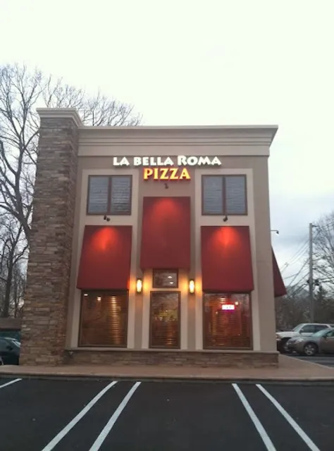 LA Bella Roma Pizzeria