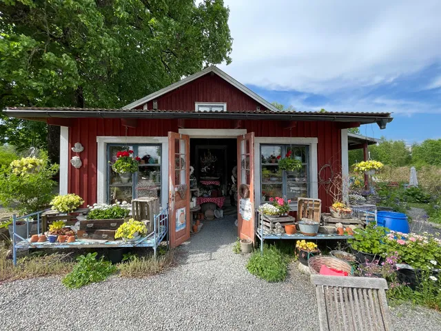 Broaskogs gårdsbutik och trädgårdscafé