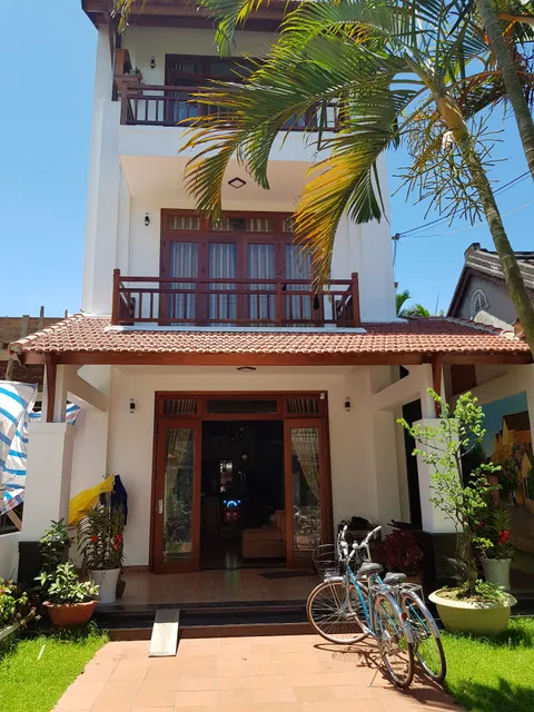 Thuy's House (Nha Thuy)