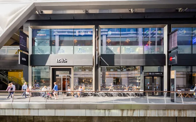 Notes Coffee Roasters & Bar | Crossrail