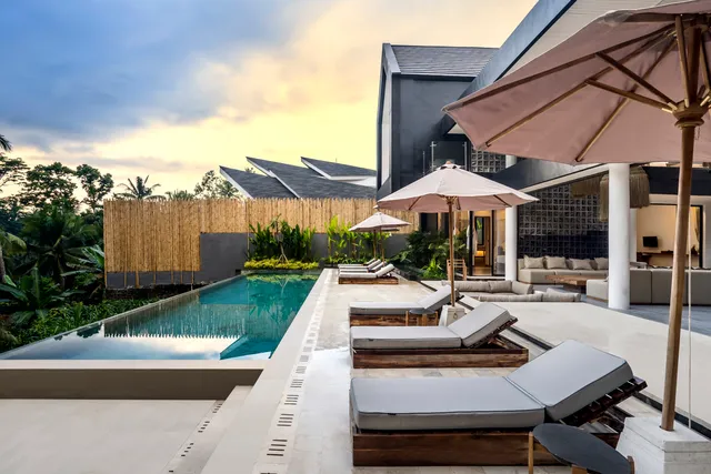 Villa Lou Tirta Empul