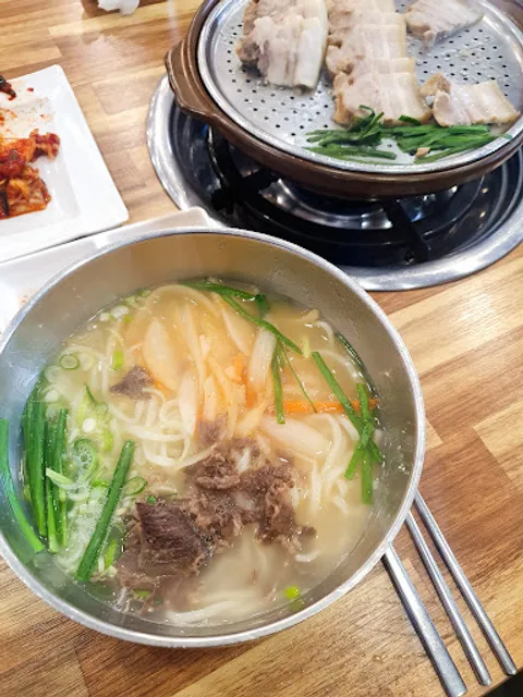 명동칼국수샤브샤브