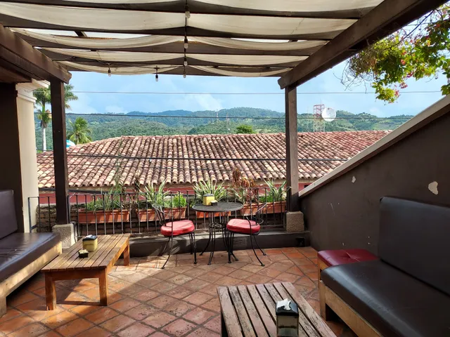 Café Welchez • Copán Ruinas