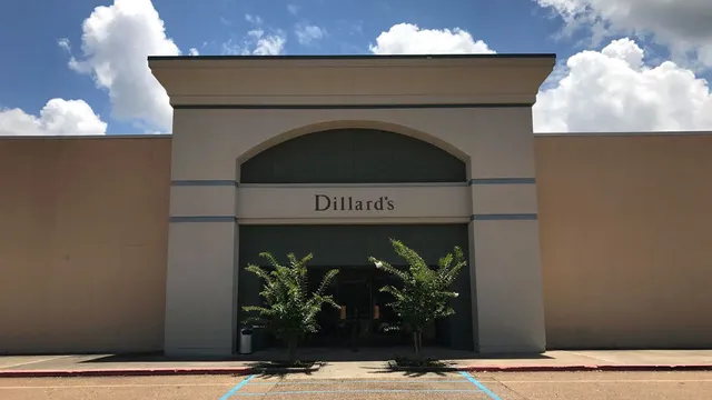 Dillard's Clearance Center