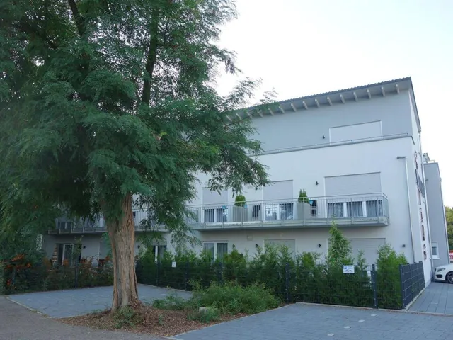 Victoria Living Hotel & Boardinghouse