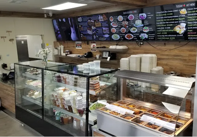 Elena's Kitchen & Catering