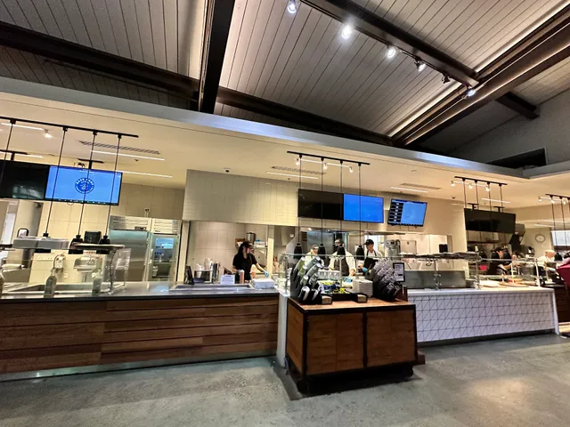 Yosemite Lodge Food Court