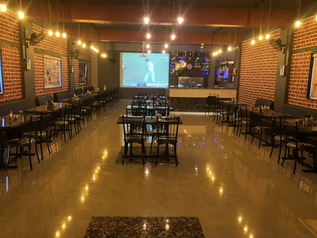 Amol bar & Family Garden restaurant