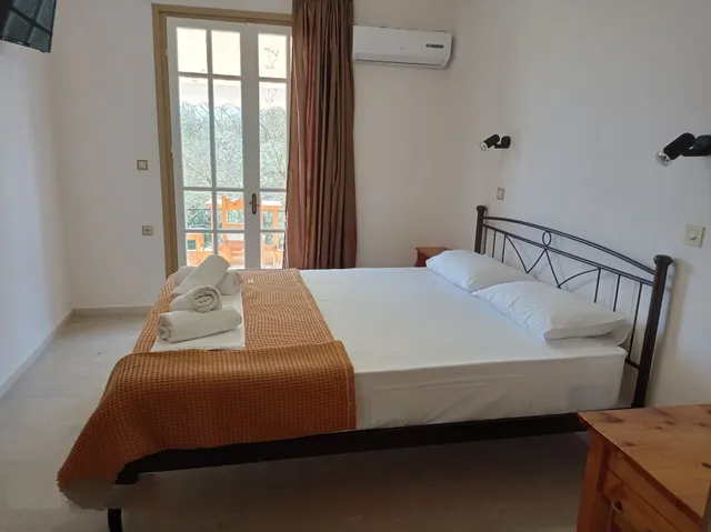 Vessarios apartments