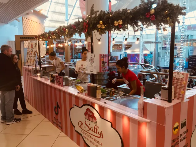 Sally's Rolled Ice Cream