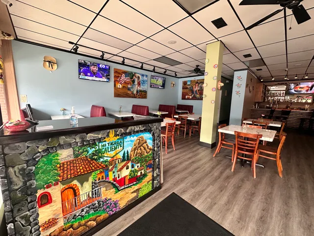 Mi Tierra Caliente Restaurante