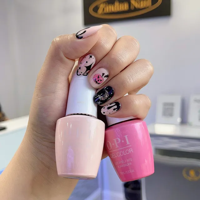 Zindaa Nail