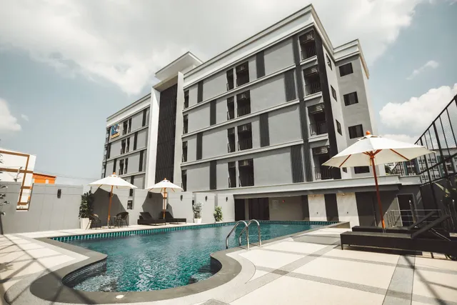 B2 Amata Nakorn Premier Hotel