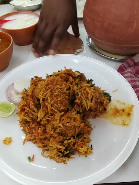 Lazeez Garden Restaurant