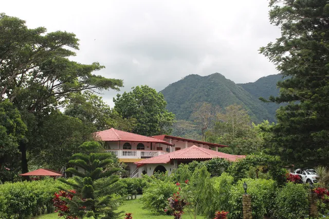 Hotel & Restaurante Valle Verde