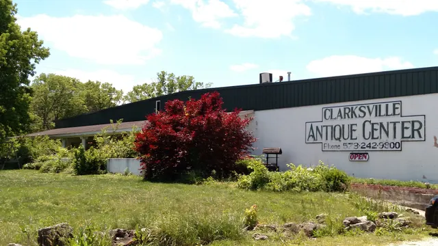 Clarksville Antique Center