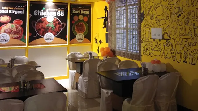 Rajbhavan's LunchBox