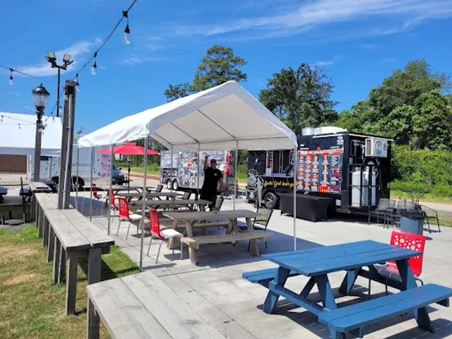 Bocados Burger & Grill