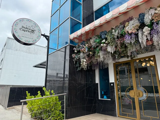 Dulce Capricho Restaurant