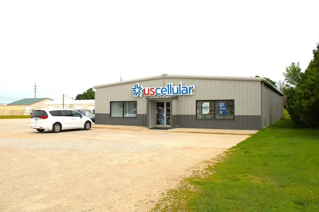 Authorized Retailer UScellular & T-Mobile