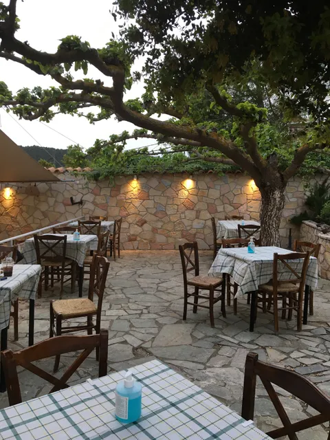 Ταβέρνα Λεστόρι