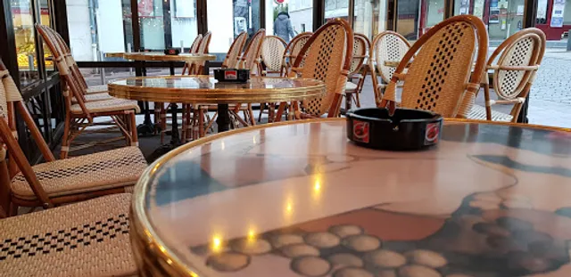 Le Cheval Blanc | Bar Brasserie à Montmorency, réservation uniquement sur notre site web