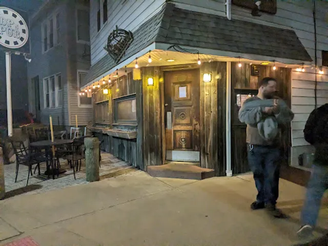 DP's Pub and Seafood Grill