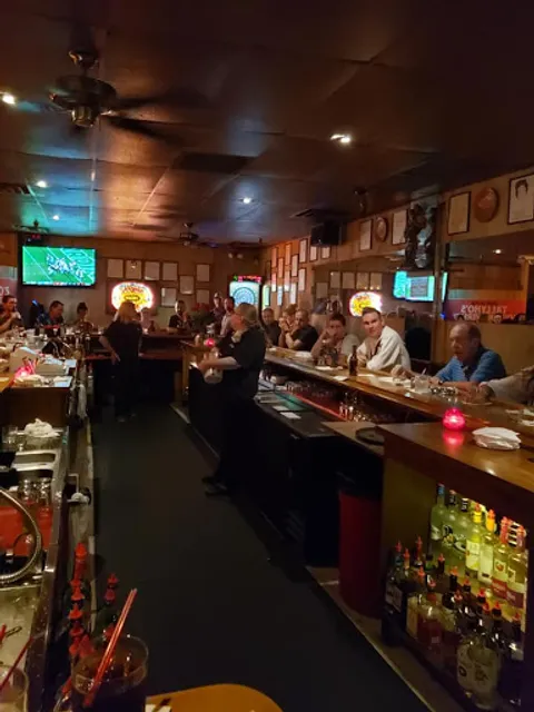 Tallyho Cocktail Lounge