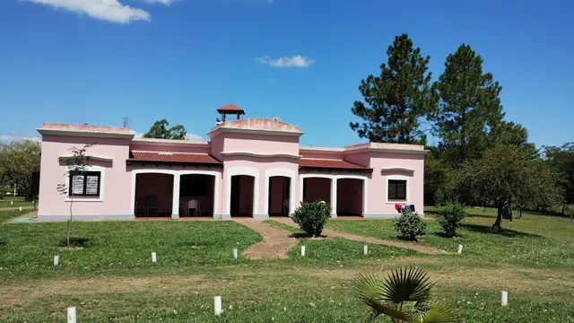 Las Achiras, Casas de Campo...