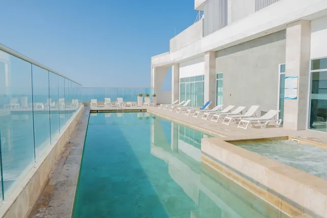 Edificio Palmetto Sunset